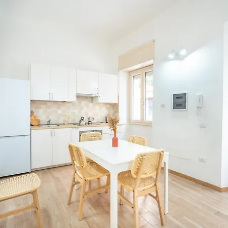 Appartamento Casa Con Terrazza . Villanova Centro Storico